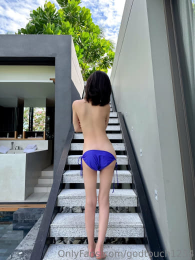 校服